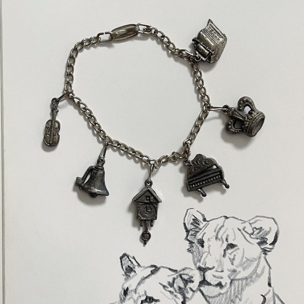 Vintage Charm Bracelet Pewter Colored Violin Piano Cuckoo Clock Crown Typewriter